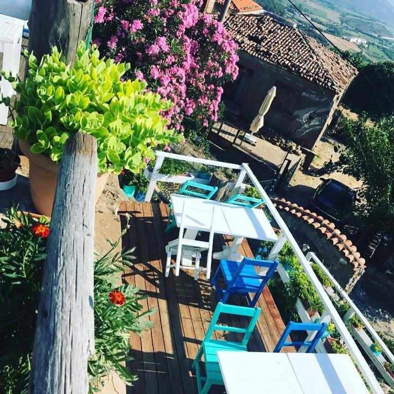 Dimitri Ada Evi & Restaurant Hotel İmroz Exterior foto